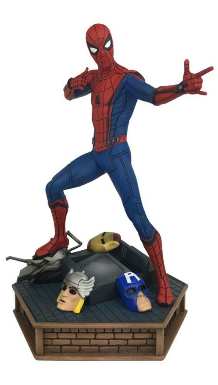 Spider-Man Homecoming Marvel Premier Collection PVC Statue Spider-Man 30 cm
