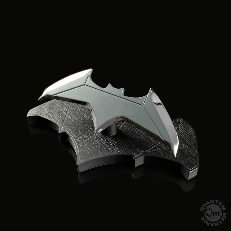 DC Movies Replica 1/1 Batman's Batarang 21 cm - immagine 3