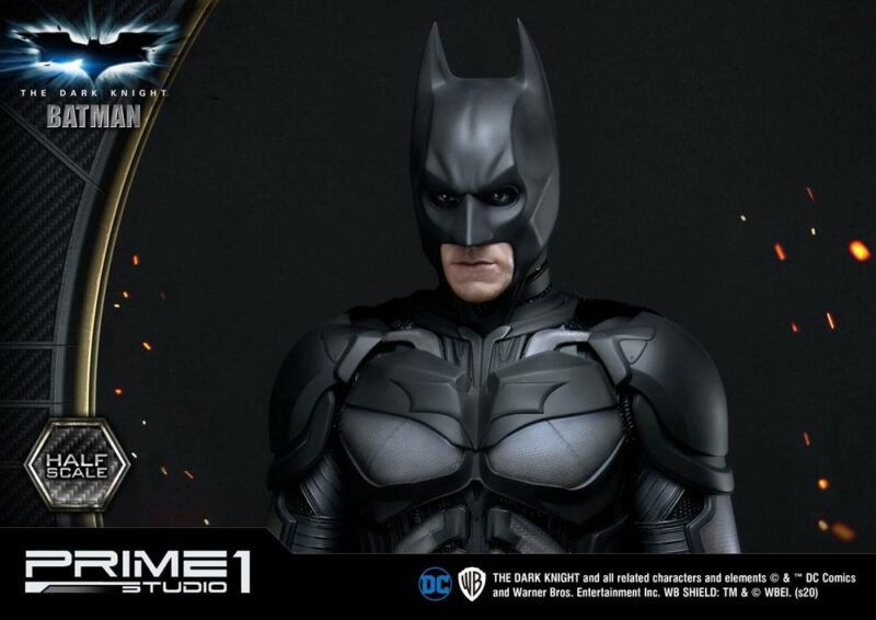 The Dark Knight 1/2 Statue Batman 104 cm - immagine 3