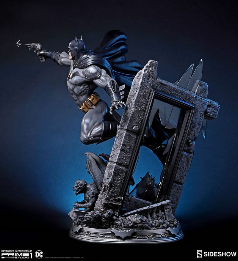 Justice League New 52 Statue Batman 71 cm - immagine 2