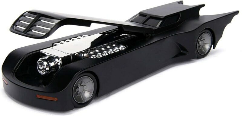 BATMAN ANIMATED SERIES BATMOBILE 1:24