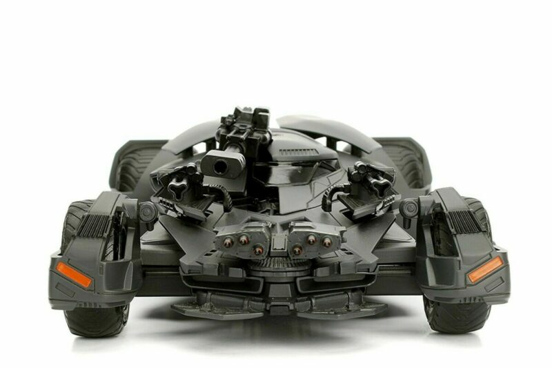JUSTICE LEAGUE MOVIE BATMOBILE 1:24 - immagine 3
