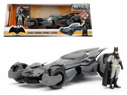 BATMAN VS SUPERMAN MOVIE BATMOBILE 1:24