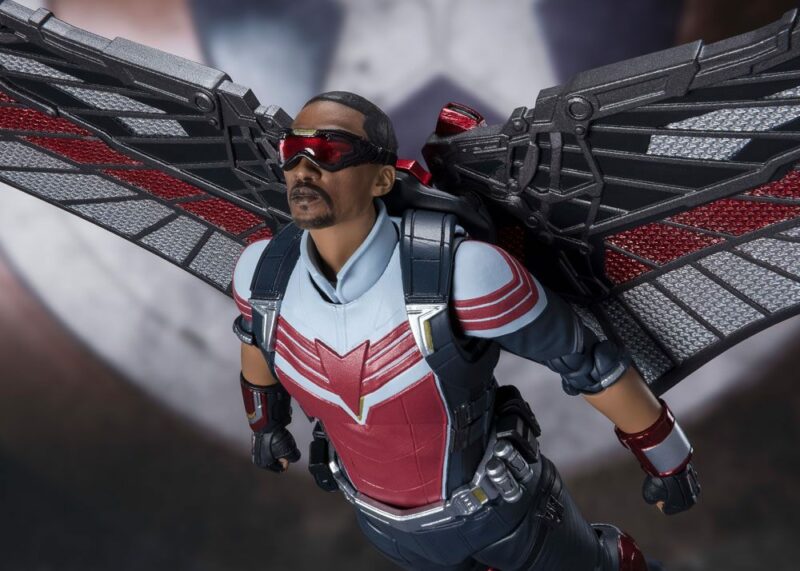 The Falcon and the Winter Soldier S.H. Figuarts Action Figure Falcon 15 cm - immagine 3