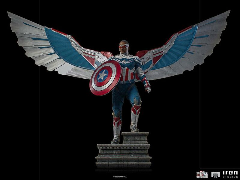 The Falcon and the Winter Soldier Legacy Replica Statue 1/4 Captain America Sam Wilson (Open Wings) 83 cm