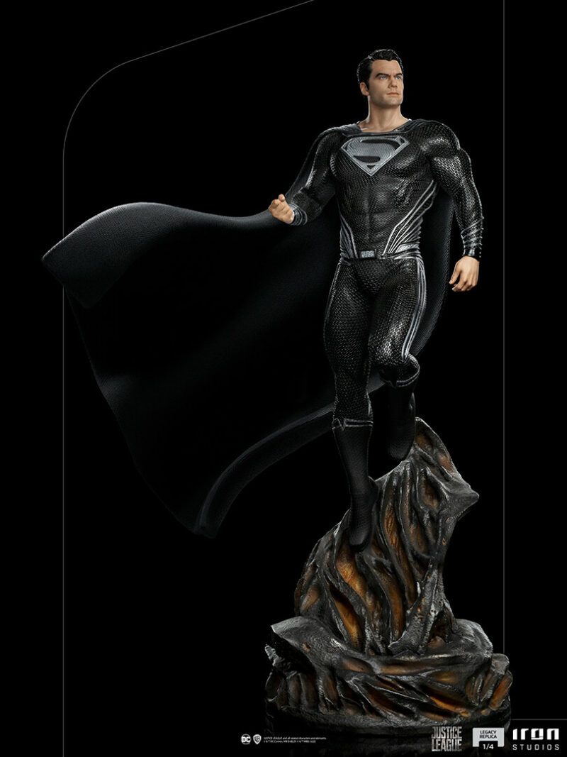 DC Comics: Zack Snyder's Justice League - Superman Black Suit 1/4 Scale Statue 69 cm - immagine 4