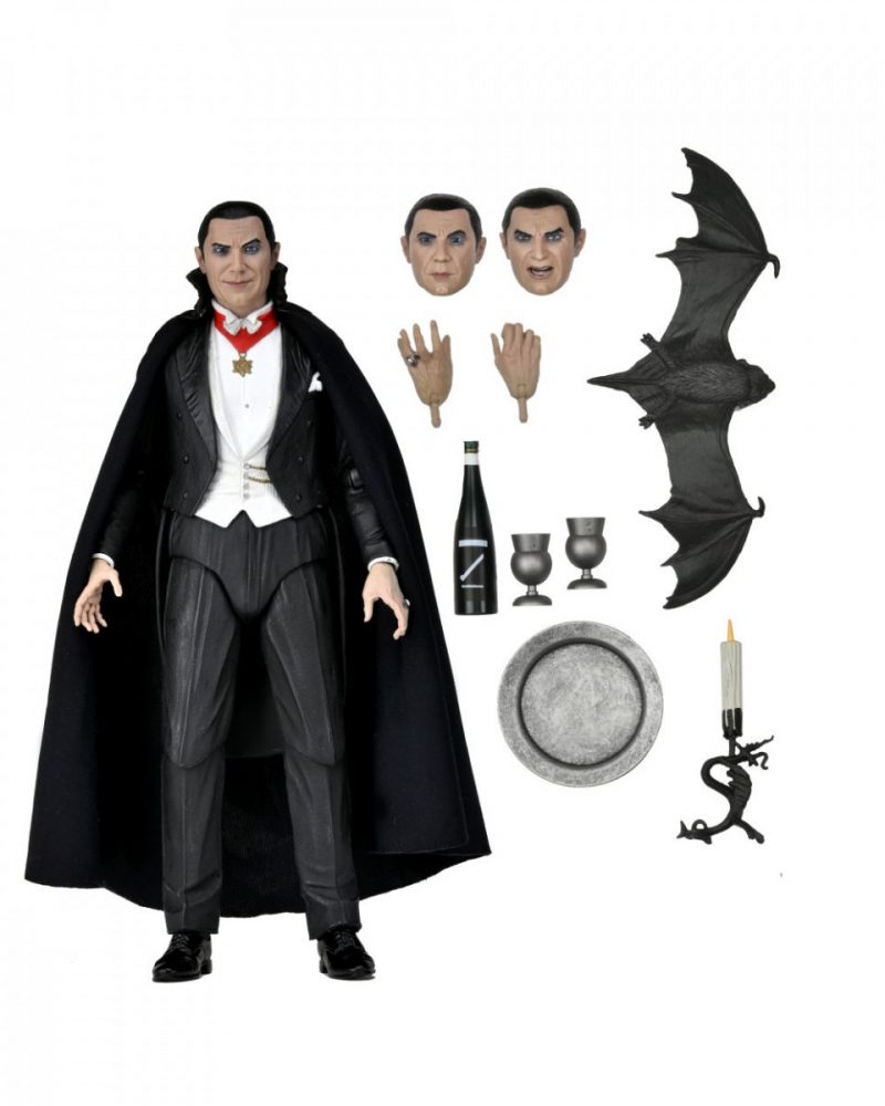 UNIVERSAL MONSTER ULTIMATE DRACULA TRANSYLVANIA ACTION FIGURE 17 CM