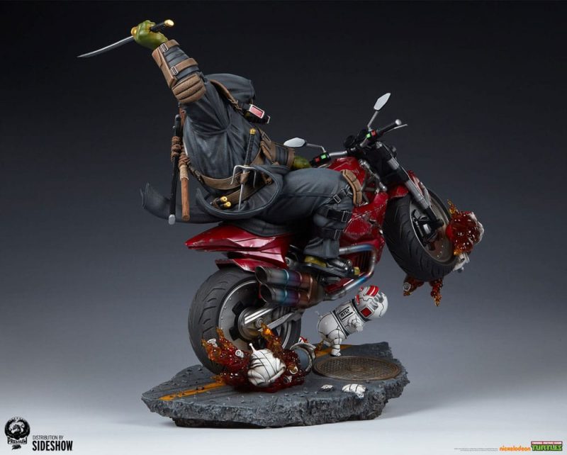 Teenage Mutant Ninja Turtles Statue 1/4 The Last Ronin On Bike 53 cm - immagine 4