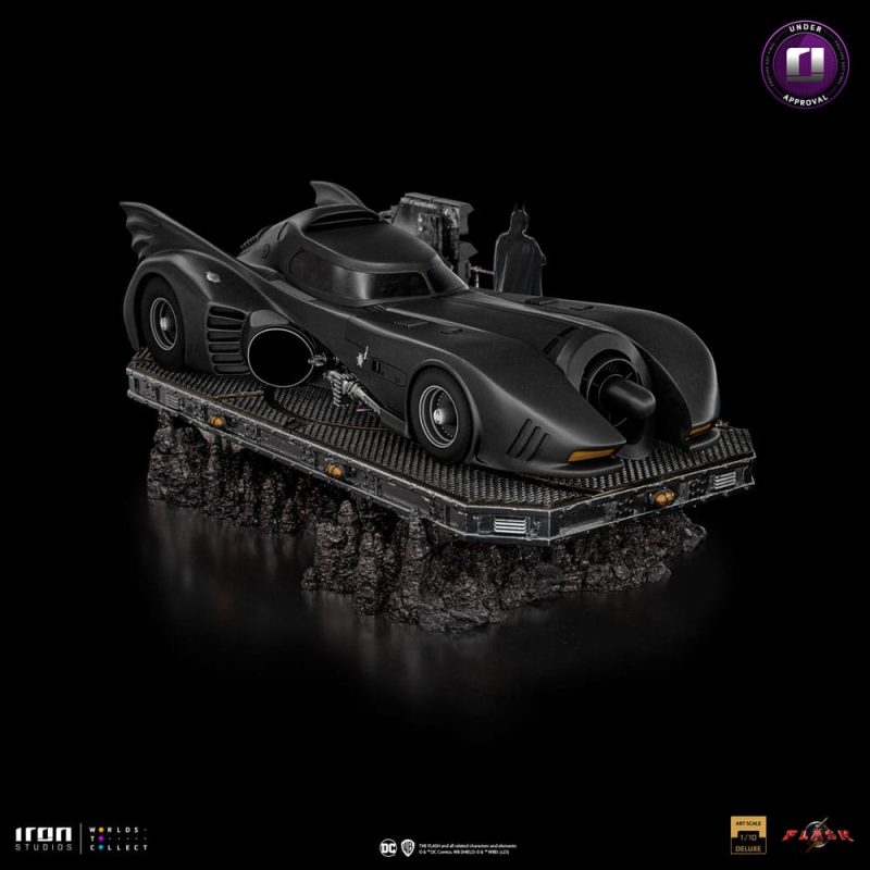 DC Comics Art Scale Deluxe Statue 1/10 The Flash Movie Batmobile 31 cm - immagine 2