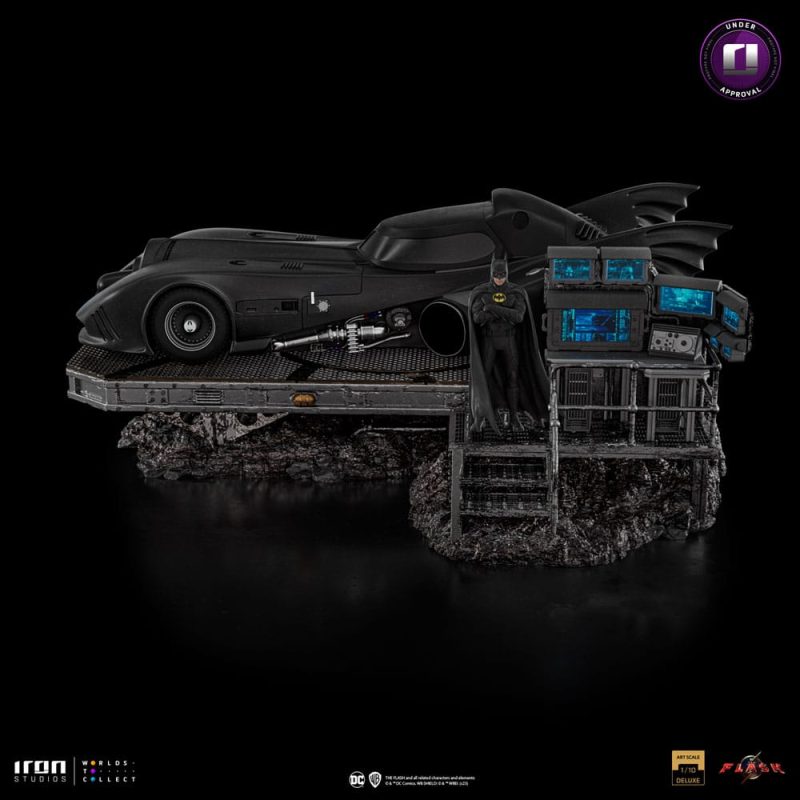 DC Comics Art Scale Deluxe Statue 1/10 The Flash Movie Batmobile 31 cm - immagine 3