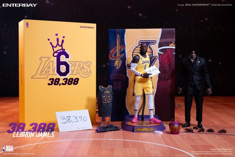 NBA Collection Real Masterpiece Action Figure 1/6 Lebron James Special Edition 30 cm - immagine 6