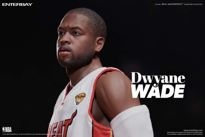 NBA Collection Real Masterpiece Action Figure 1/6 Dwyane Wade 30 cm - immagine 4