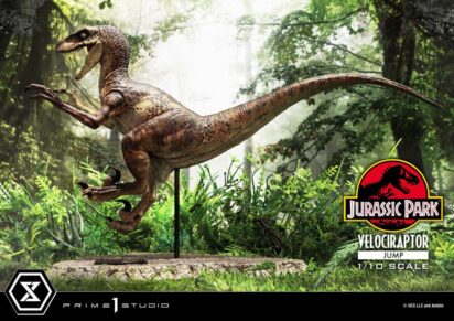 Jurassic Park Prime Collectibles Statue 1/10 Velociraptor Jump 21 cm