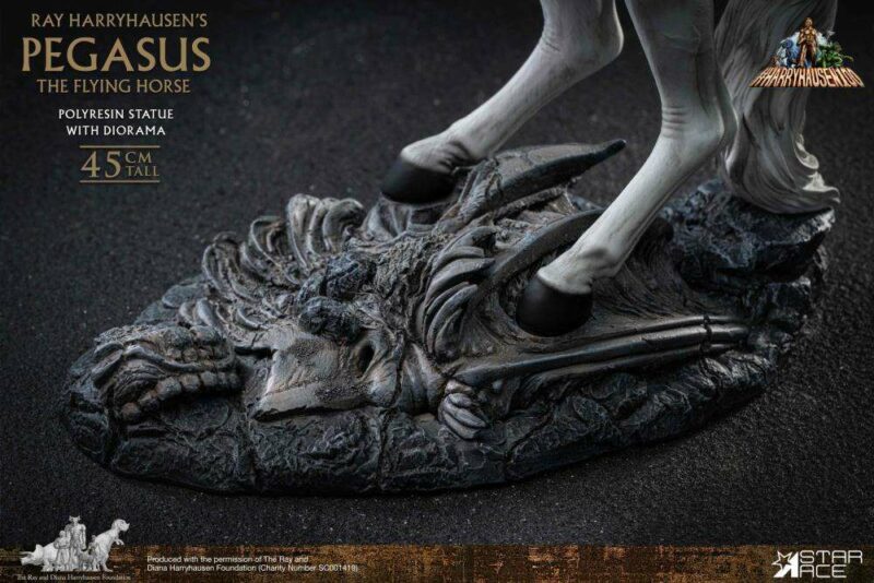 Ray Harryhausen 100th Ann. Clash of Titans Pegasus 1/6 Statue - immagine 4