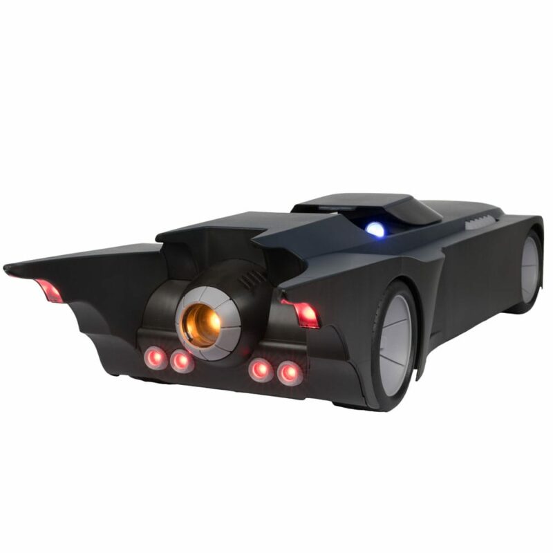 DC Direct BTAS Vehicle Large Batmobile 61 cm - immagine 5