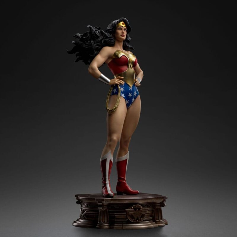 DC Comics Legacy Replica Statue 1/4 Wonder Woman 56 cm - immagine 3
