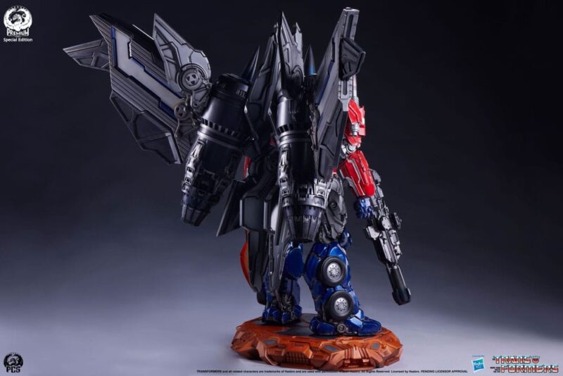 Transformers Museum Scale Statue Optimus Prime Jet Convoy Edition 87 cm - immagine 3