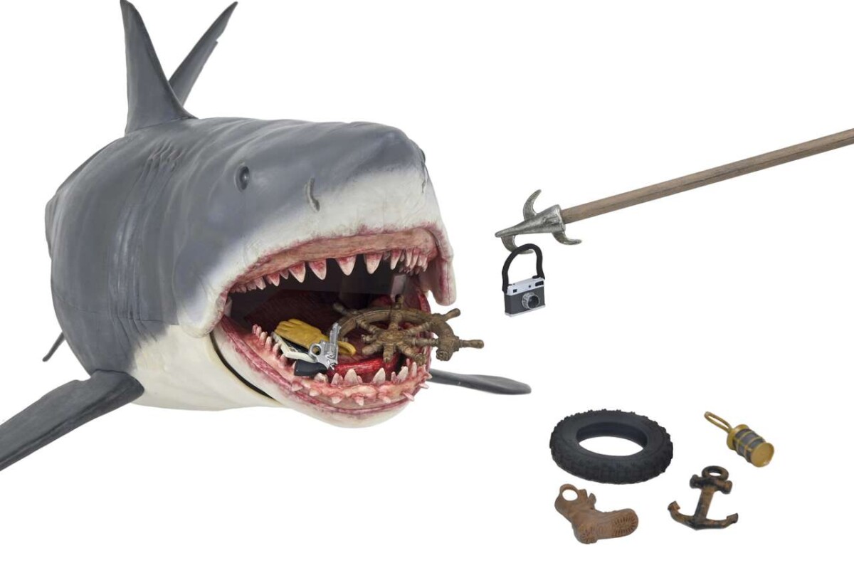 The Game of Jaws 50th Anniversary Jaws 38 cm Head to Tail Action Figure - immagine 3