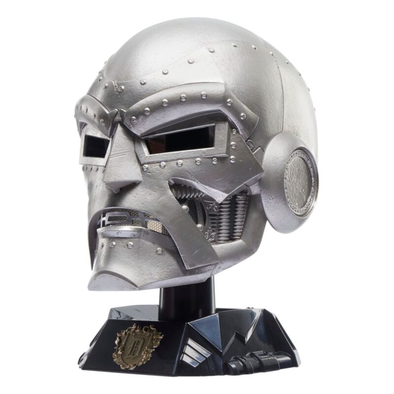 Marvel Legends Roleplay Replica Doctor Doom Premium Helmet - immagine 3