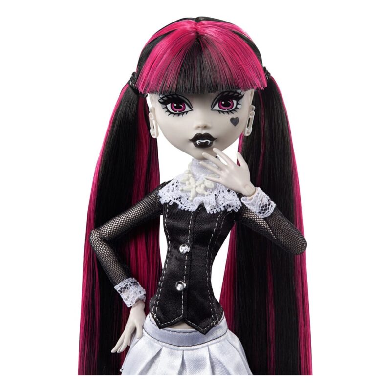 Monster High Reel Drama Doll Draculaura in Black And White - immagine 4