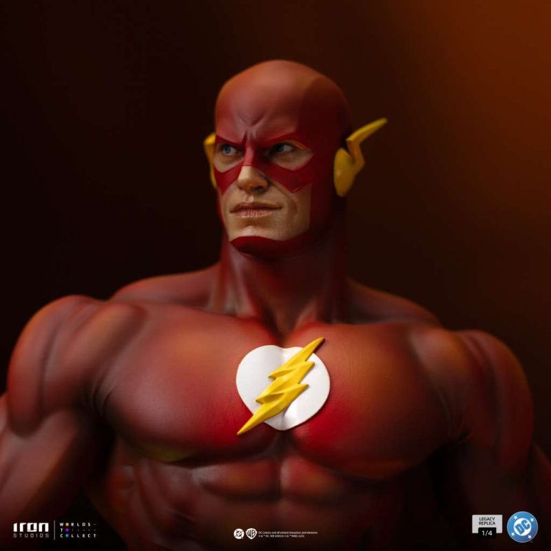 DC Comics Legacy Replica Statue 1/4 Flash 54 cm - immagine 4
