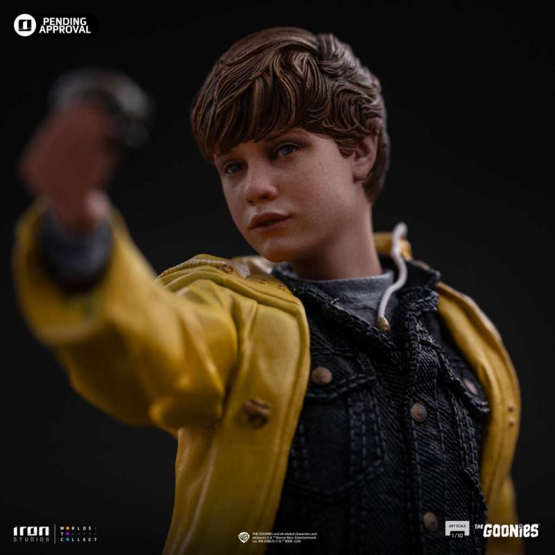 The Goonies Art Scale Statue 1/10 Mikey Walsh (40th anniversary) 21 cm - immagine 4