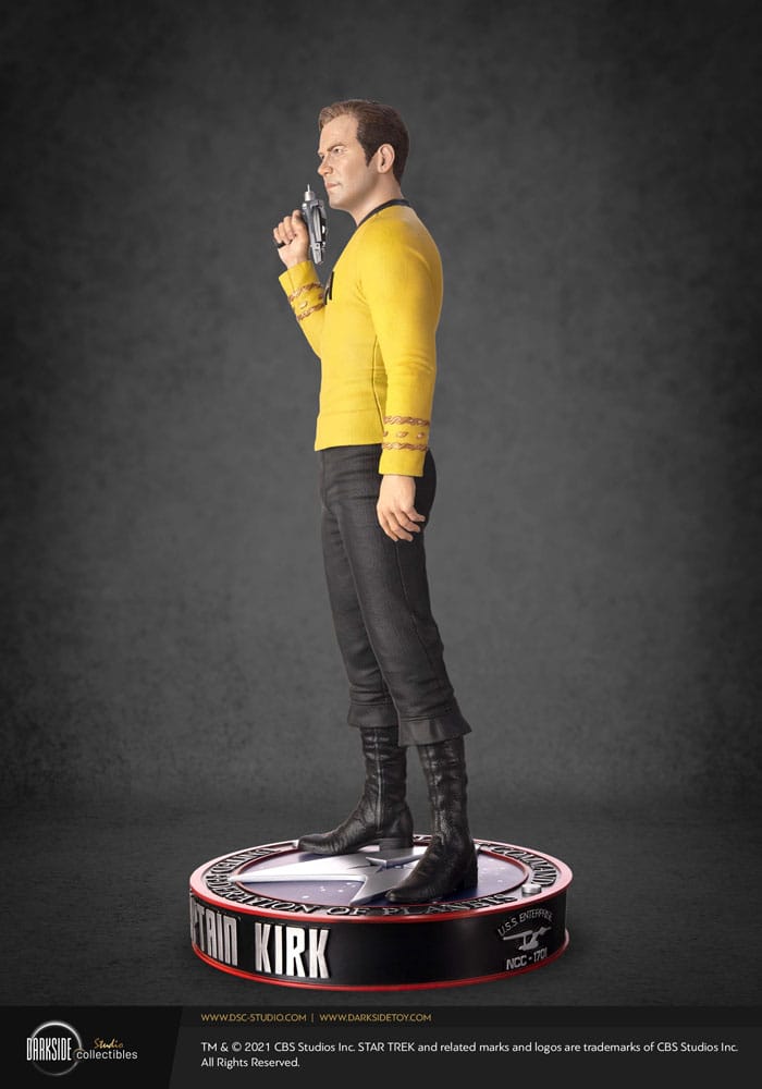 Star Trek Musuem Statue 1/3 Captain James T Kirk 64 cm - immagine 2